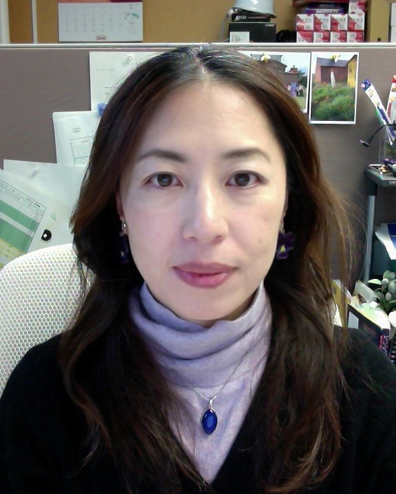 吉田二美的大頭照